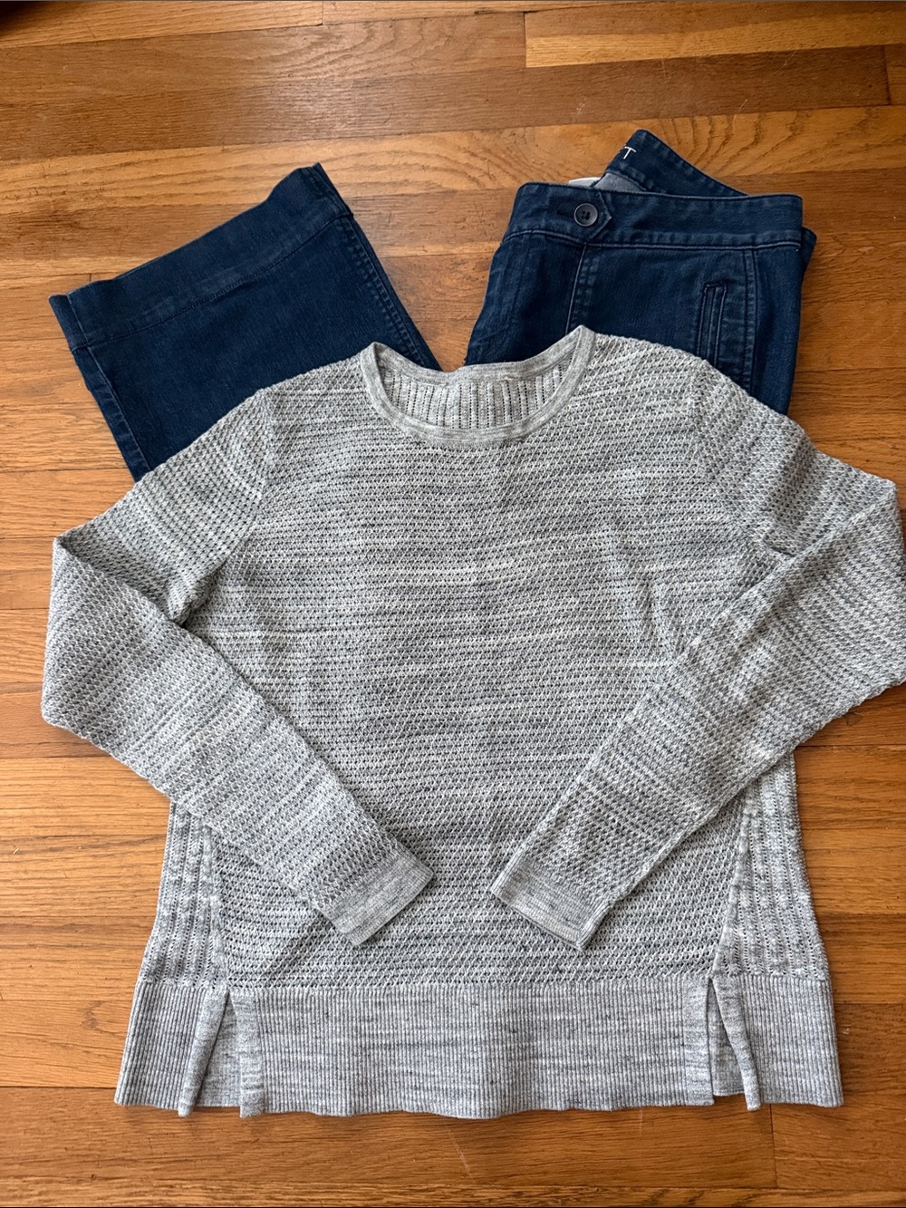 Loft marled gray sweater with front slits. Size S.